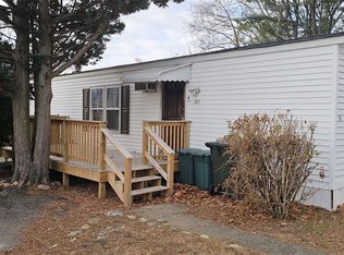 1964-106 River Rd, Calverton, NY 11933