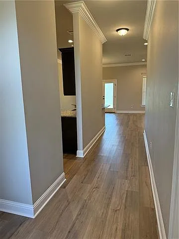 557 Claiborne Trails Dr — Photo 4
