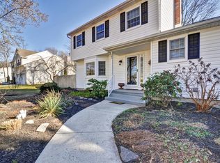 12 Pineybranch Rd, East Windsor, NJ 08512