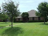 1st image of 611 Aqua Vista Dr