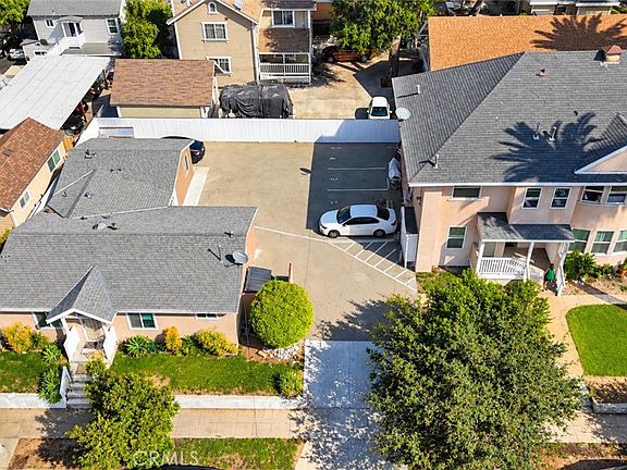 2nd image of 481 Lincoln Ave