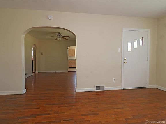 3rd image of 1833 Good Hope St