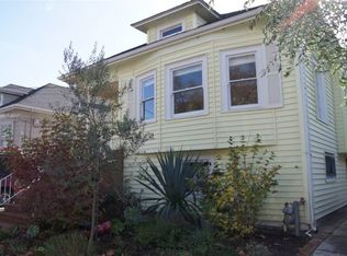 537 53rd St, Oakland, CA 94609