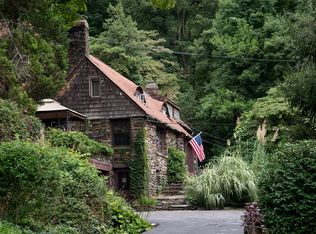 220 Mountain Rd #9, Pleasantville, NY 10570