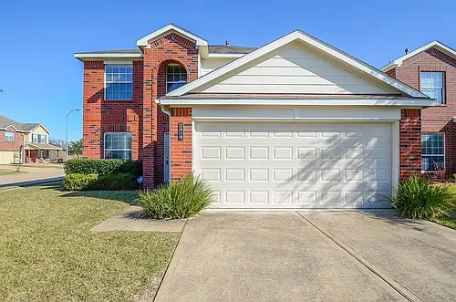 2414 Lakecrest Village Ct Photo 1