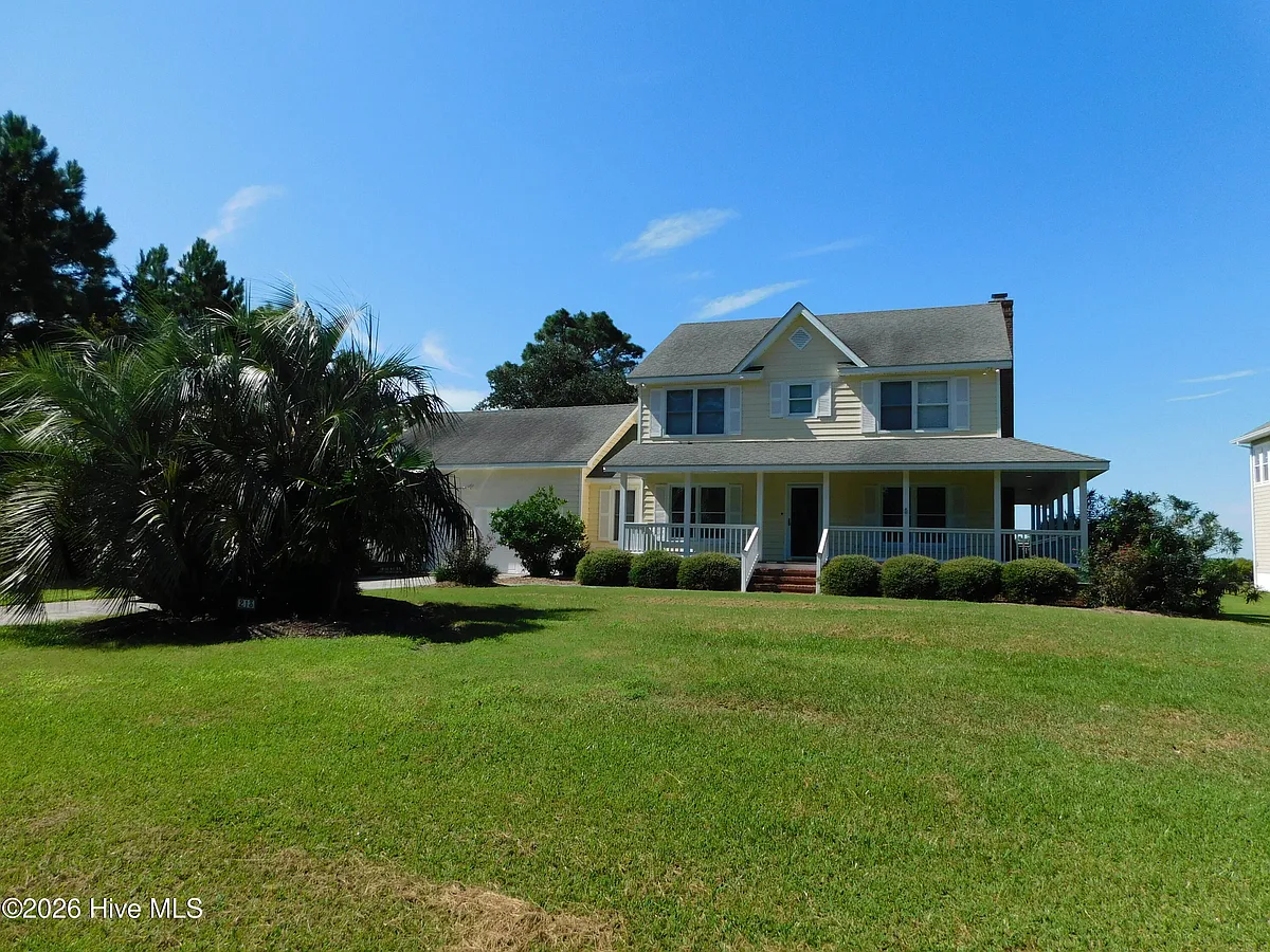 Building Photo - 213 Rudolph Dr
