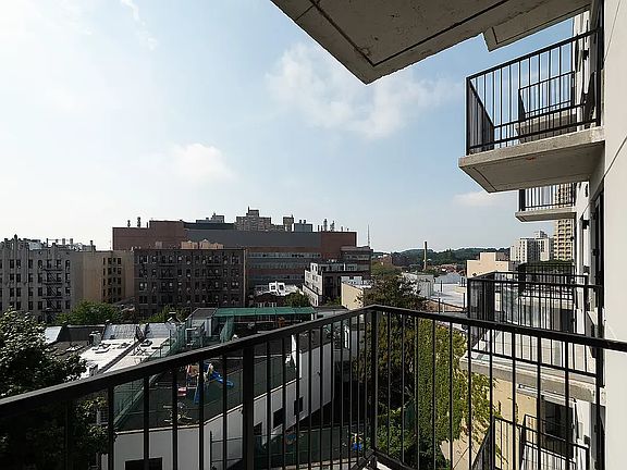3rd image of 1042 President St #2P