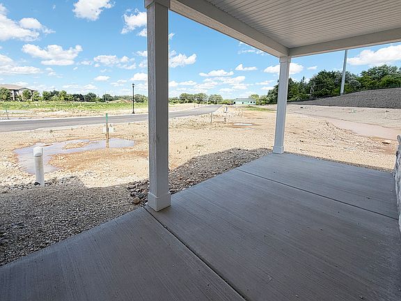 3rd image of 11725 Ryann Rd
