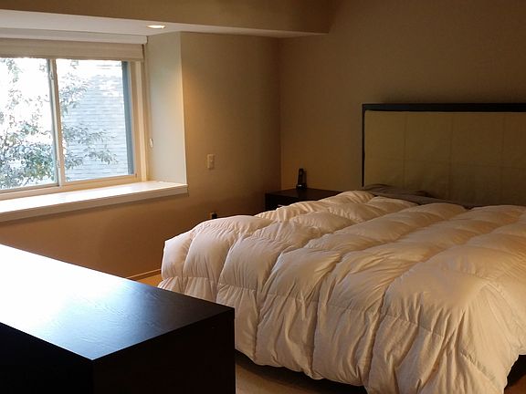 5th image of 1008 Ann St #1