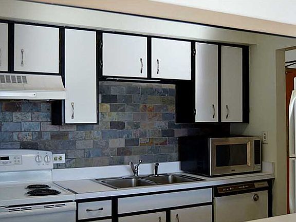 3rd image of 3288 Page Ave APT 906