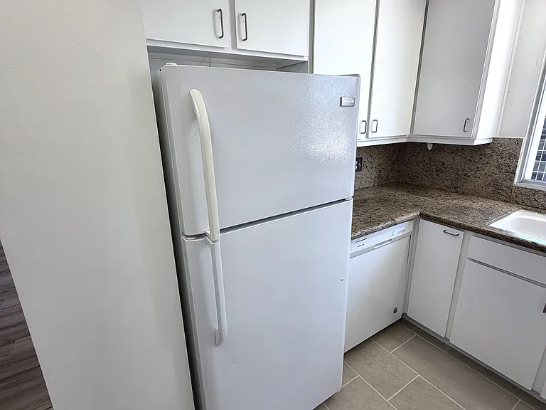 2160 Century Park E #1101 — Photo 16
