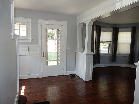 2nd image of 2448 Williams Ave
