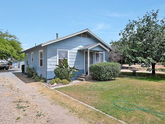 2nd image of 9755 Carob Ave