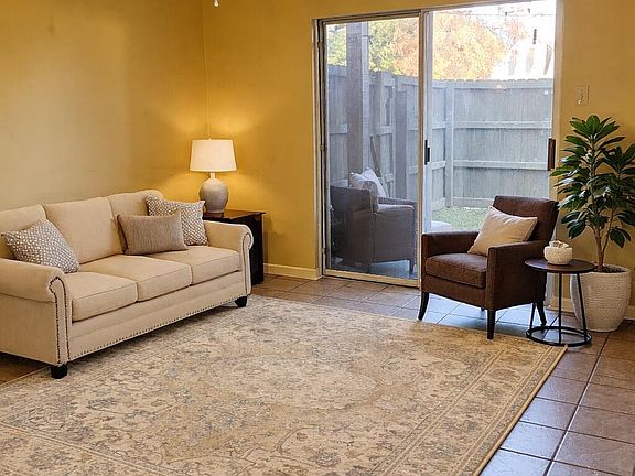 2nd image of 220 Doucet Rd #112B