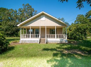 220 Batson Ave W, Wiggins, MS 39577
