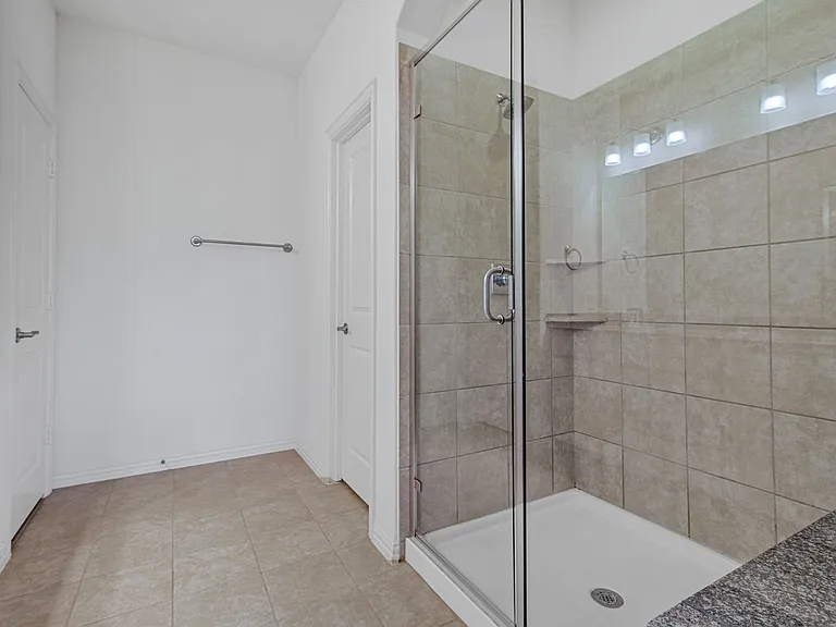 5208 McPherson Ln — Photo 12