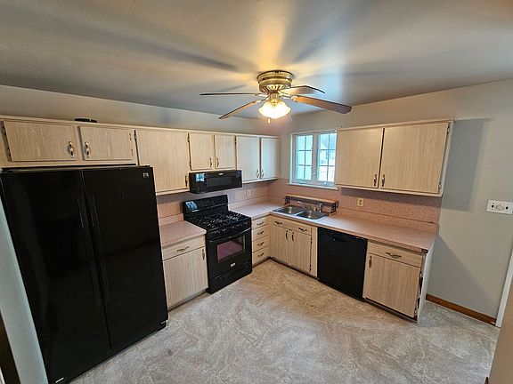 4th image of 1317 Garfield Dr