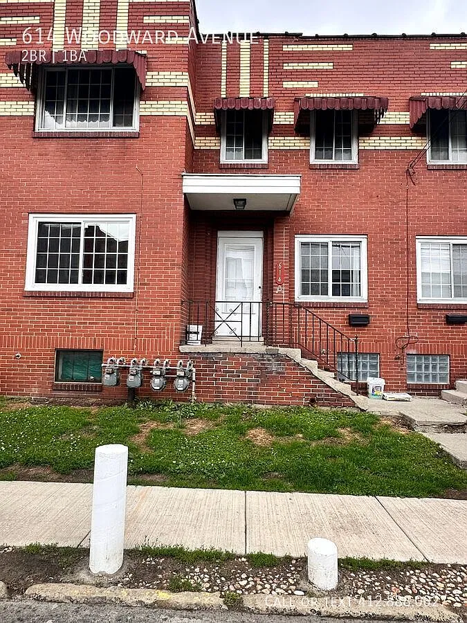 Newly renovated 2 bedroom 1 bath — Photo 1