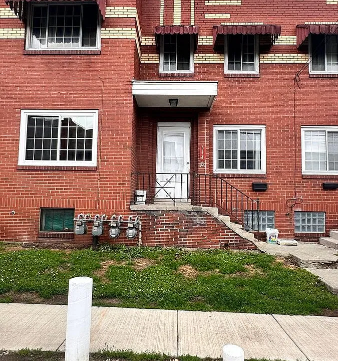 614 Woodward Ave