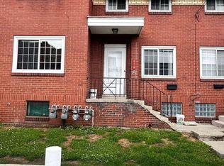 614 Woodward Ave, Mc Kees Rocks, PA 15136