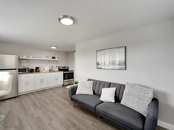 3rd image of 8820 Rocky Creek Dr Unit A