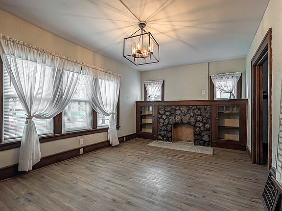 4th image of 1268 Pondview Ave #A