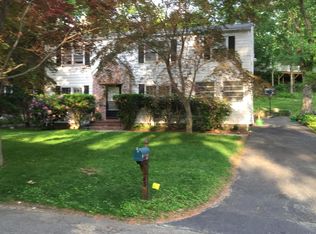 45 Center Dr, Old Greenwich, CT 06870