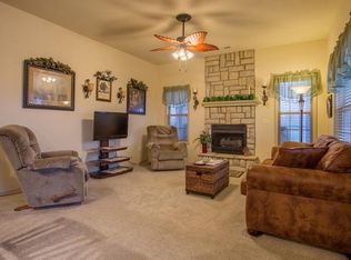 9 Bunker Dr, Branson West, MO 65737