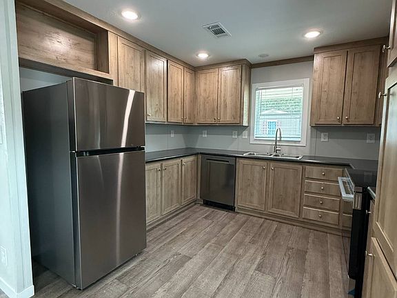 3rd image of 2208 Sweetpea Ln Lot 159