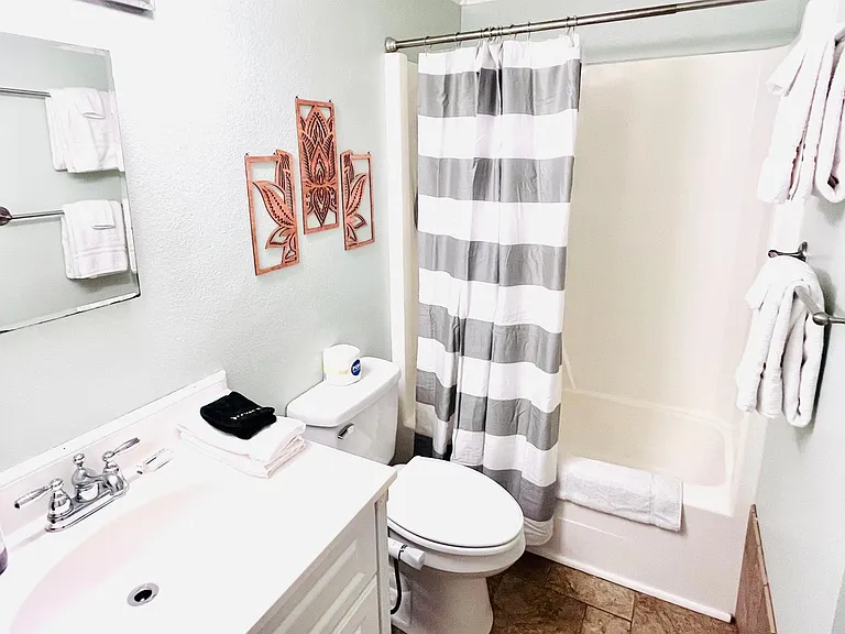 2490 SW 14th Dr #19 — Photo 3