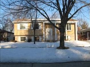 375 Crampton Dr, Monroe, MI 48162