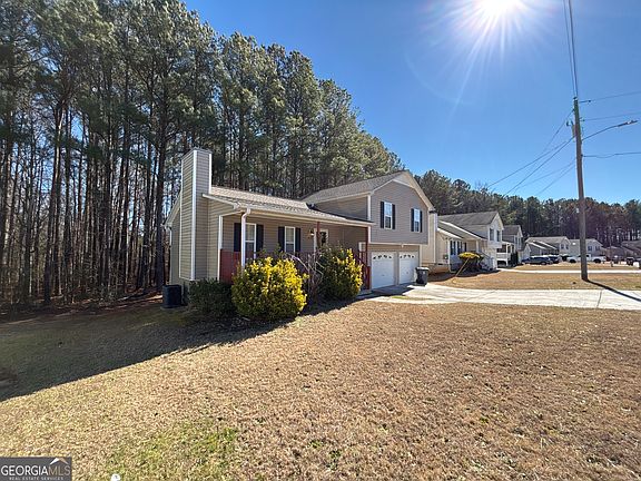 4th image of 732 Newport Dr
