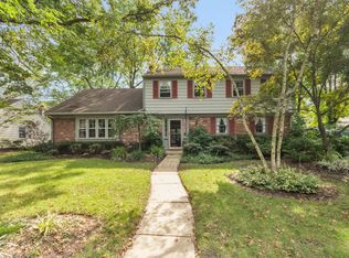 118 Fieldstone Rd, Cherry Hill, NJ 08034