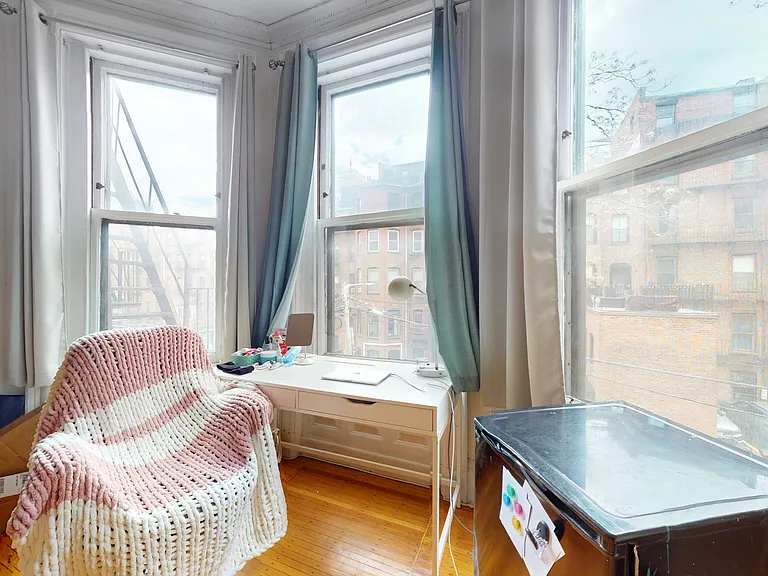 467 Beacon St #2 — Photo 15