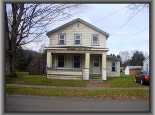 40 2nd St, Youngsville, PA 16371