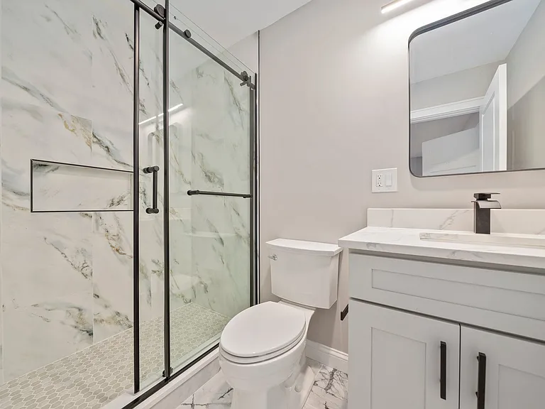 43 Evergreen Ave #2 — Photo 10