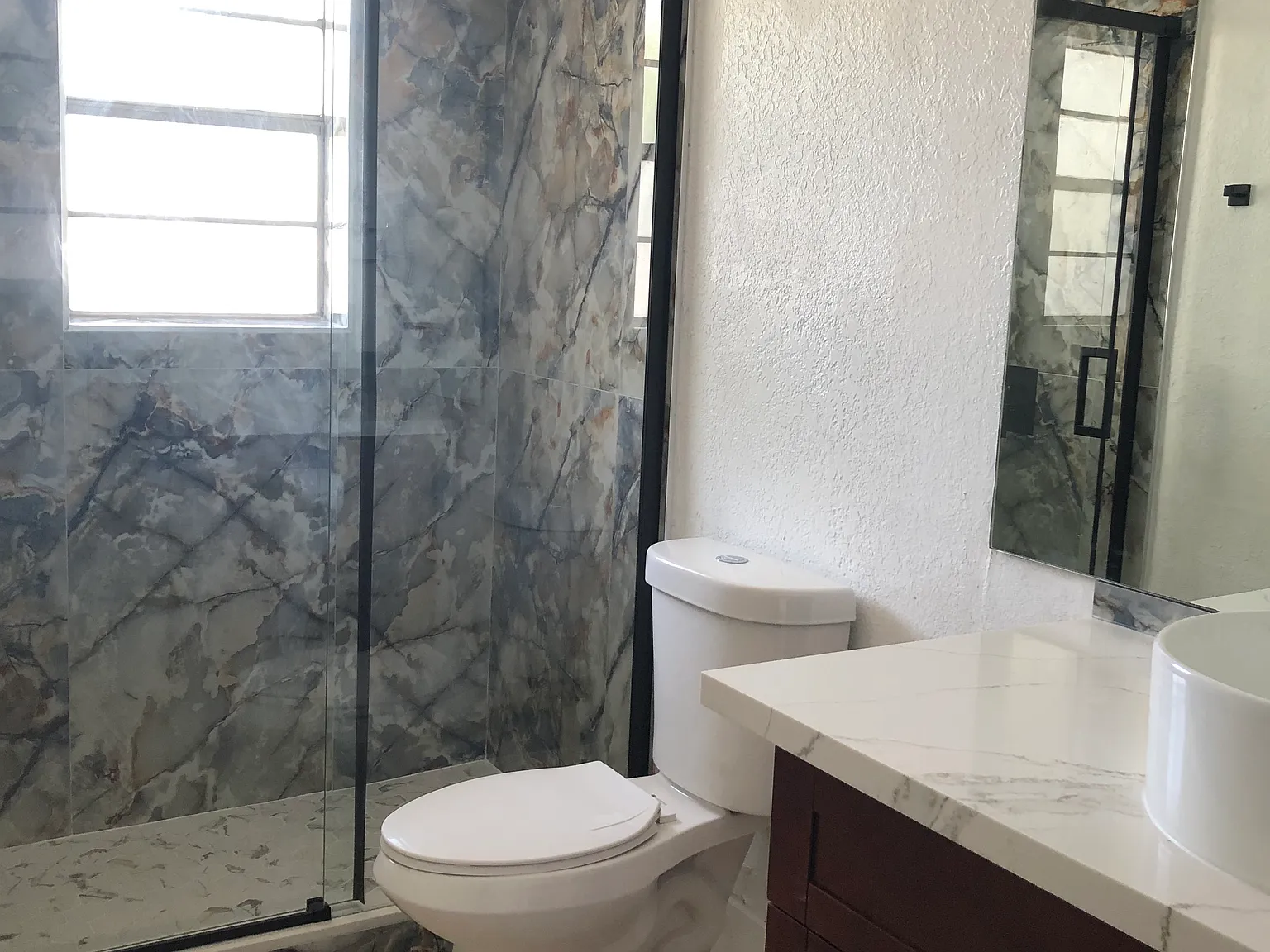1 bed, 664 sqft, $1,590 — Photo 4