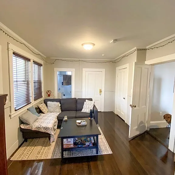104 W Emerson St #3 — Photo 1