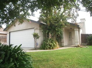 600 12th Ave, Kingsburg, CA 93631