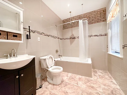 Rented by Corcoran | media 9