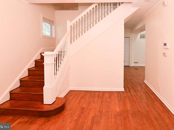 2nd image of 5304 Merceron Ave