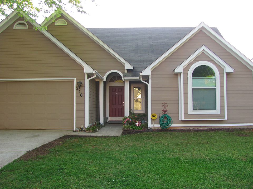 1st image of 210 Brushcreek Dr SW