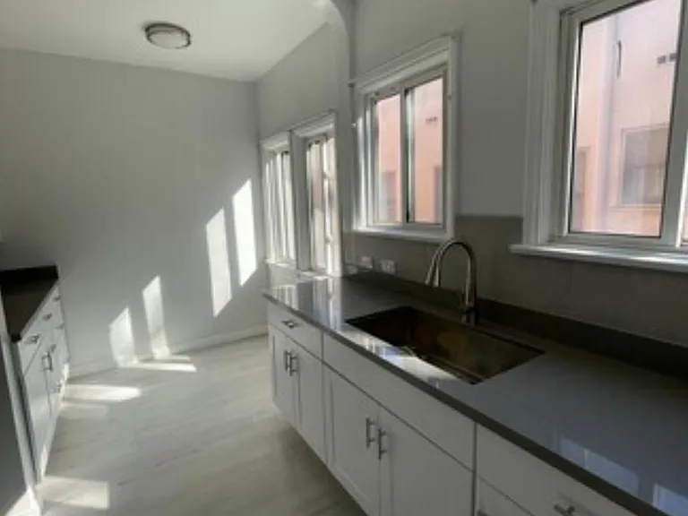 4308 8th Ave #1/2 — Photo 3