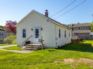 29 Fisher Ave, Lewiston, ME 04240