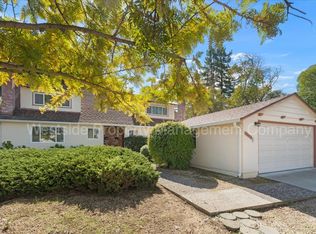 22674 Voss Ave UNIT B, Cupertino, CA