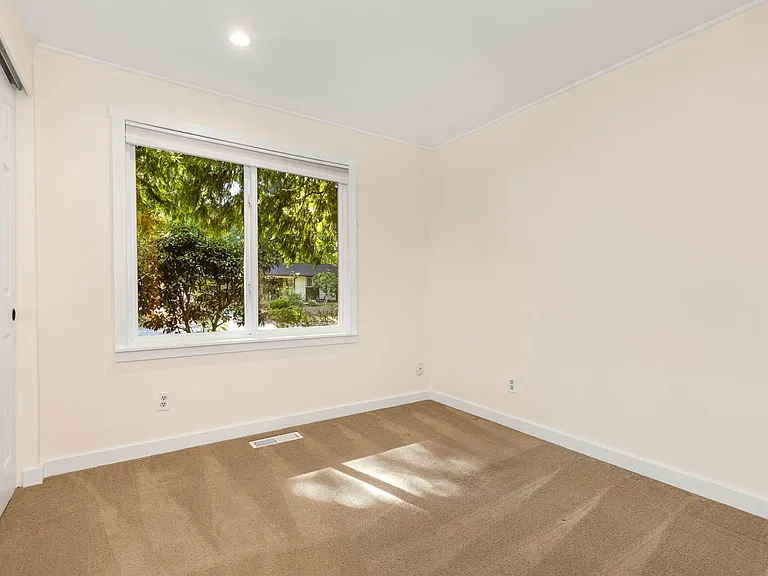 14478 119th Pl NE — Photo 18