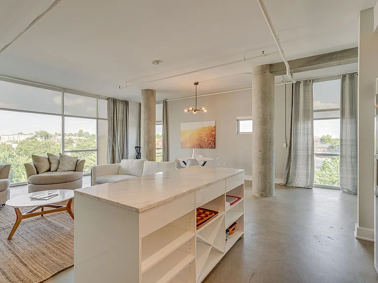2115 Yeaman Pl #432 — Photo 33