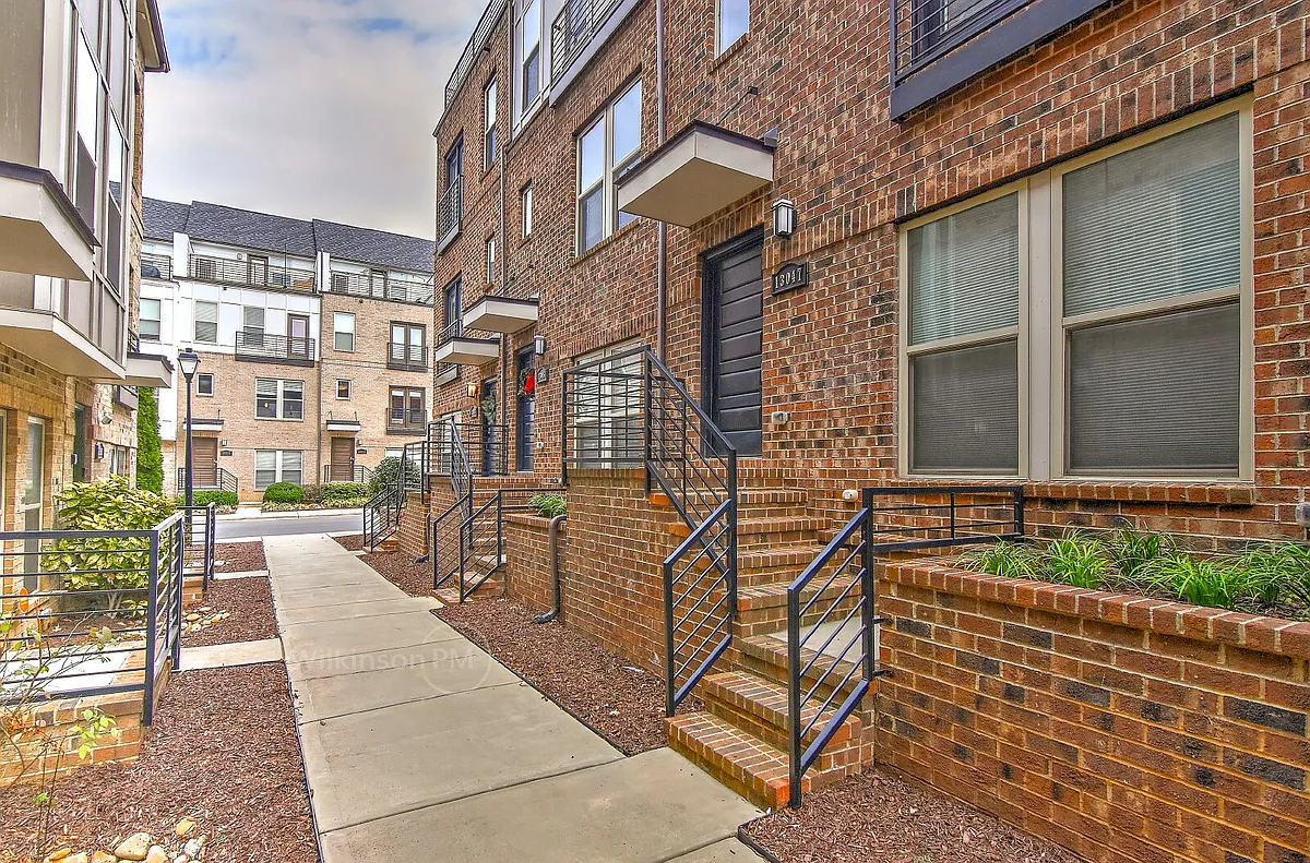 Building Photo - 13047 Tinton Ave