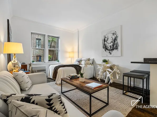 305 E 83rd St #2A, New York, NY 10028