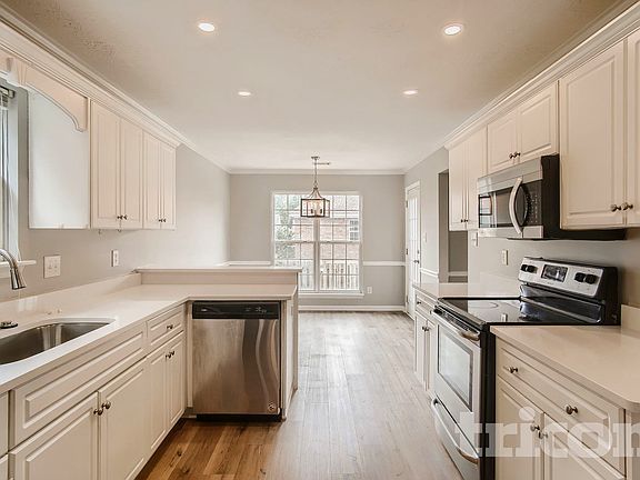 3rd image of 7617 Pleasantville Way